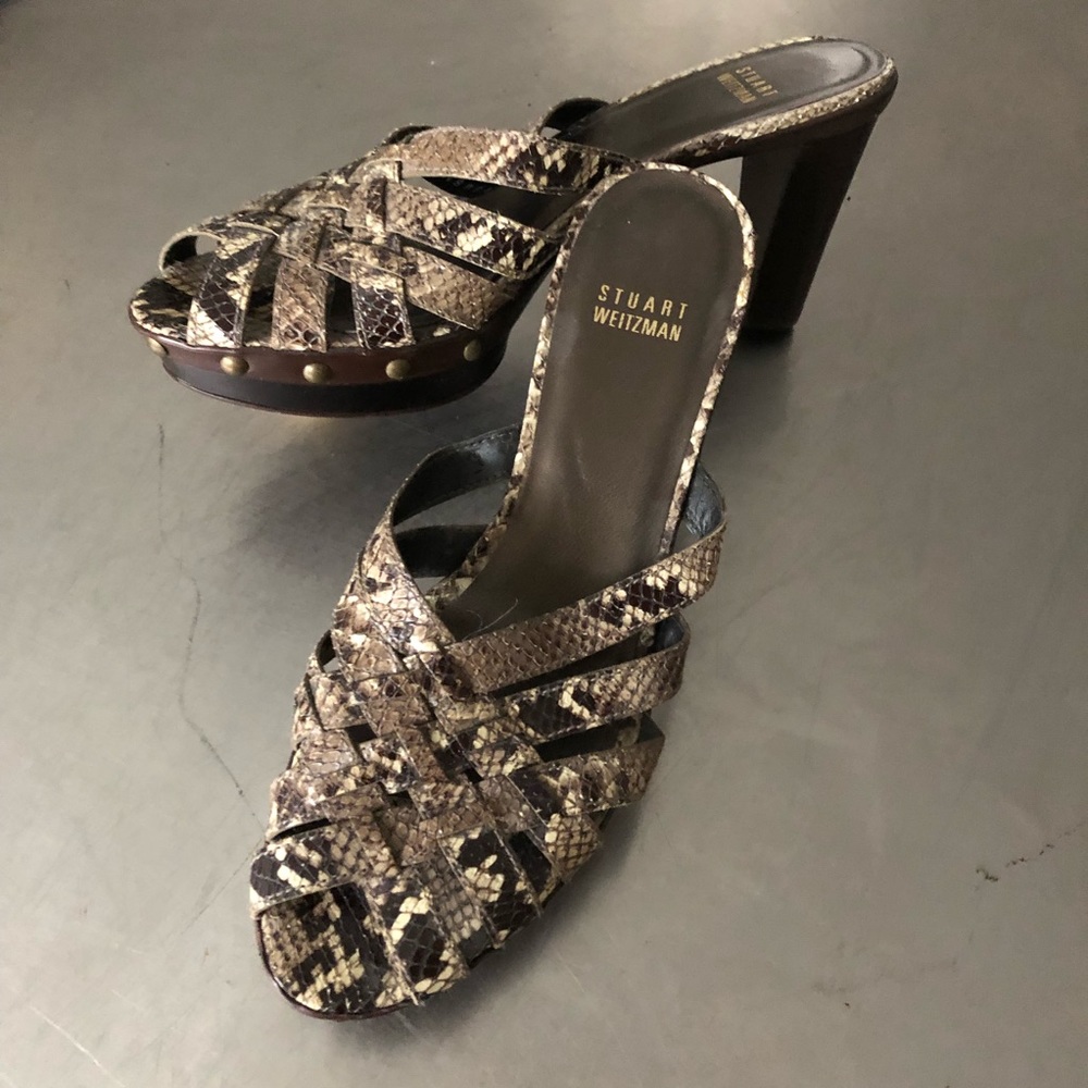 Stuart Weizmann Reptile Print Platform Mules Sz 9